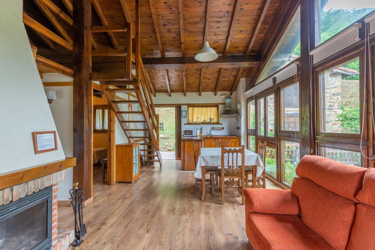 Apartamentos Rurales Los Picos De Redo Camaleño Екстериор снимка