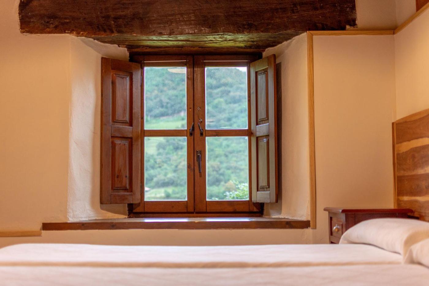 Apartamentos Rurales Los Picos De Redo Camaleño Екстериор снимка