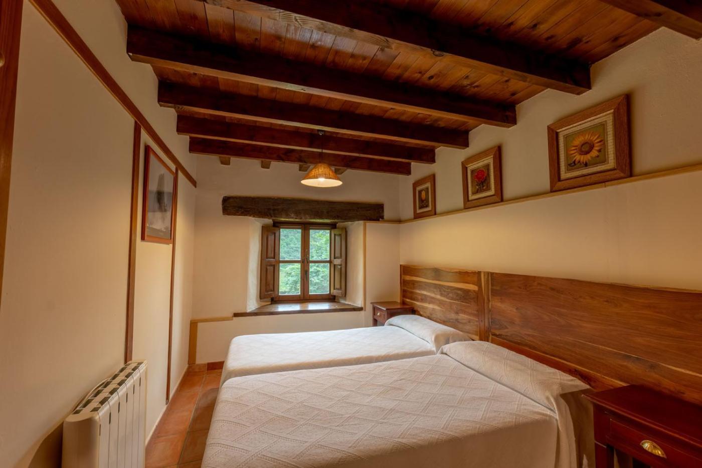 Apartamentos Rurales Los Picos De Redo Camaleño Екстериор снимка