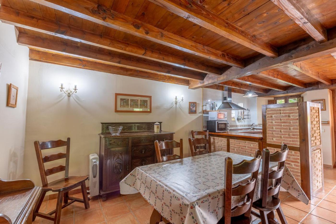 Apartamentos Rurales Los Picos De Redo Camaleño Екстериор снимка