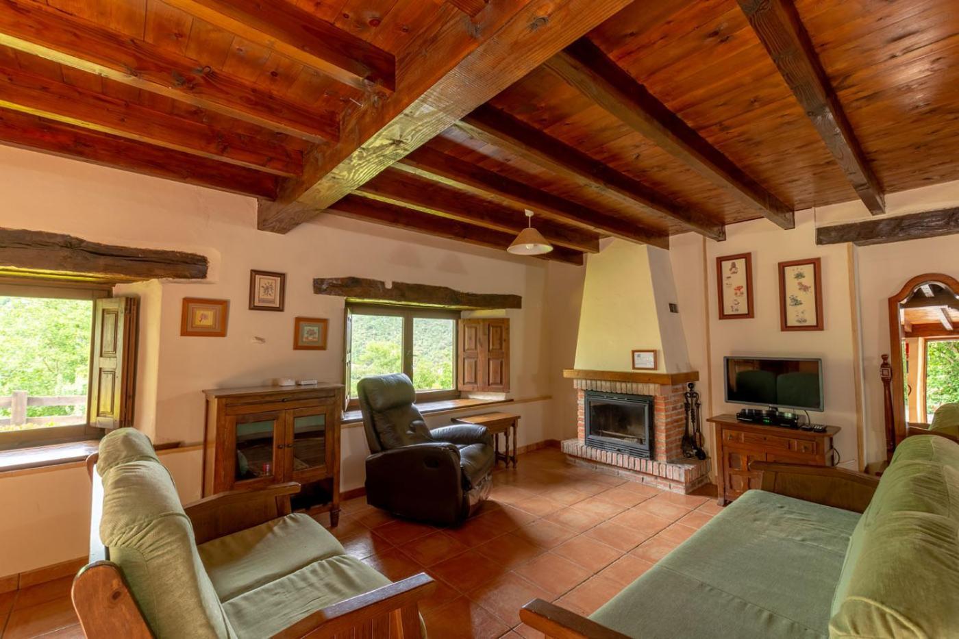 Apartamentos Rurales Los Picos De Redo Camaleño Екстериор снимка