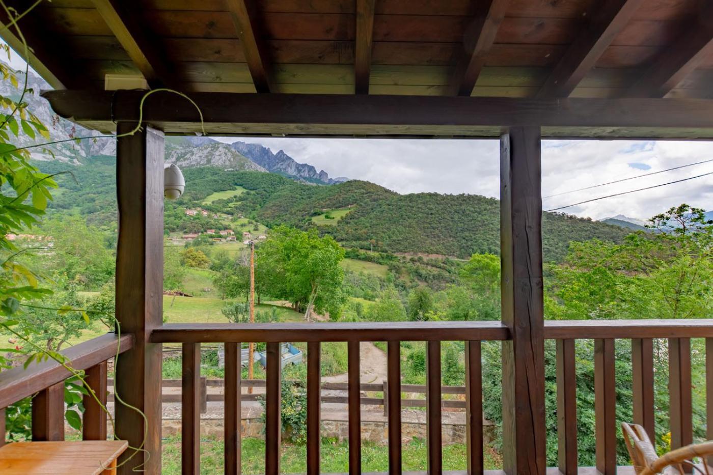 Apartamentos Rurales Los Picos De Redo Camaleño Екстериор снимка